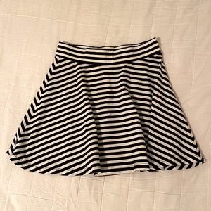 H&M - black and white striped mini-skirt